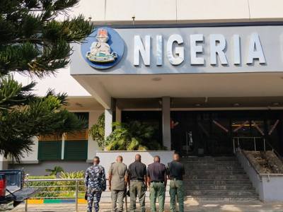 Efurun killing: Police parade dismissed officers, vow justice for slain suspect