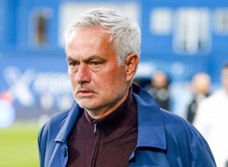 Mourinho returns to Real Madrid on three-year deal