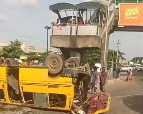 LASTMA rescues two victims trapped in multi-vehicle crash in Lagos